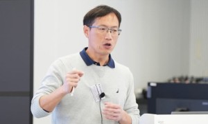 美大学知名华裔教授王晓峰失联数周，妻子首度发声：为这国奉献，却被当罪犯